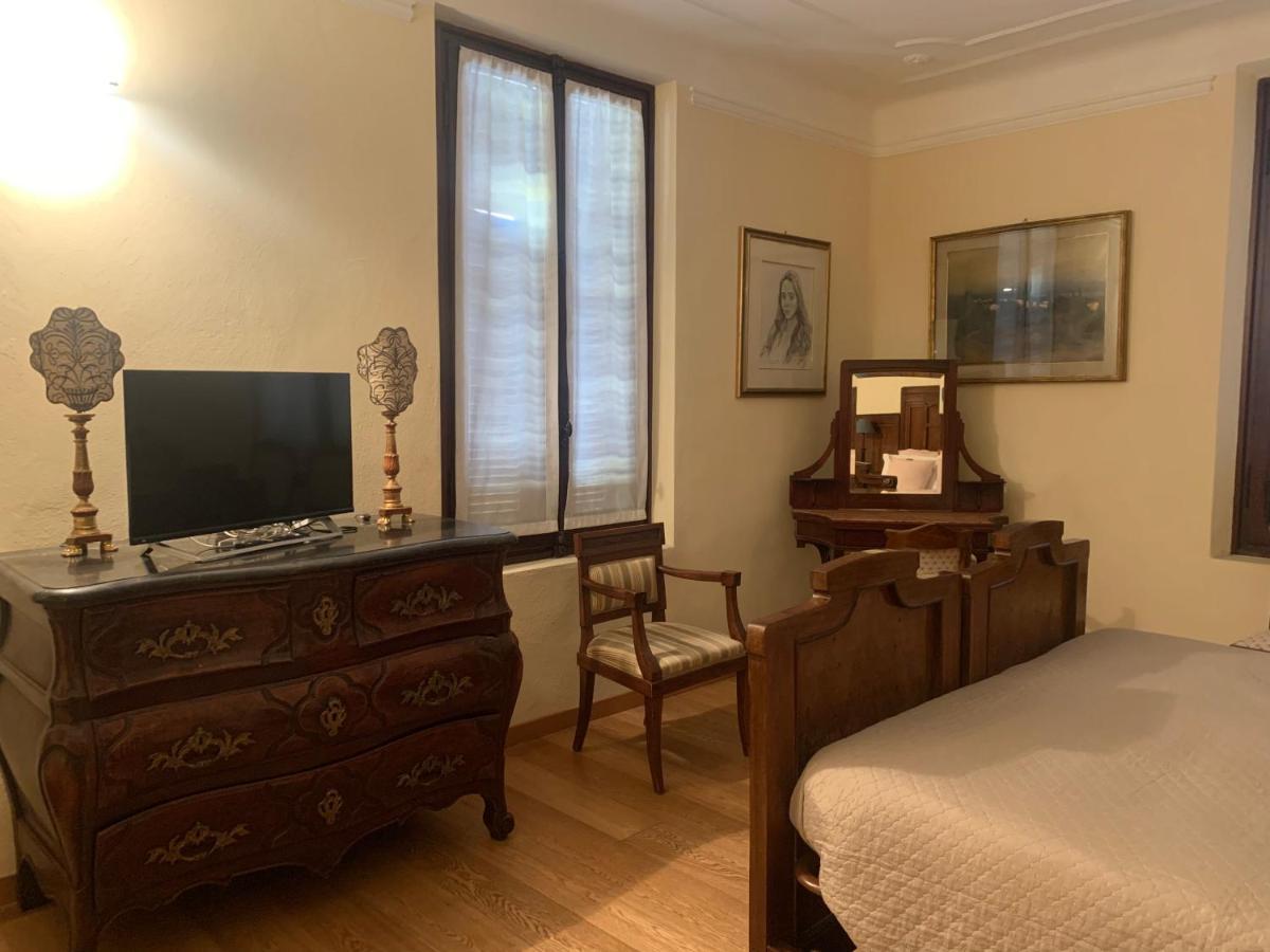 C-Rooms, Residenza Correggio パルマ エクステリア 写真